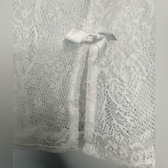 Victoria’s Secret Sheer Lace Babydoll with Ribbon Cross Back - Picture 5 of 6